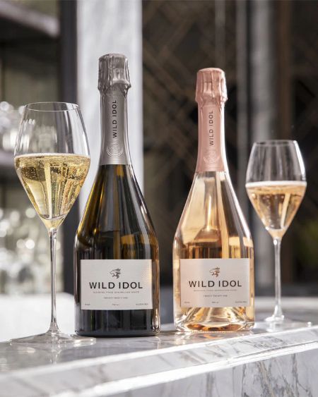 WILD IDOL NON-ALCOHOLIC GIFT BOX TWIN PACK